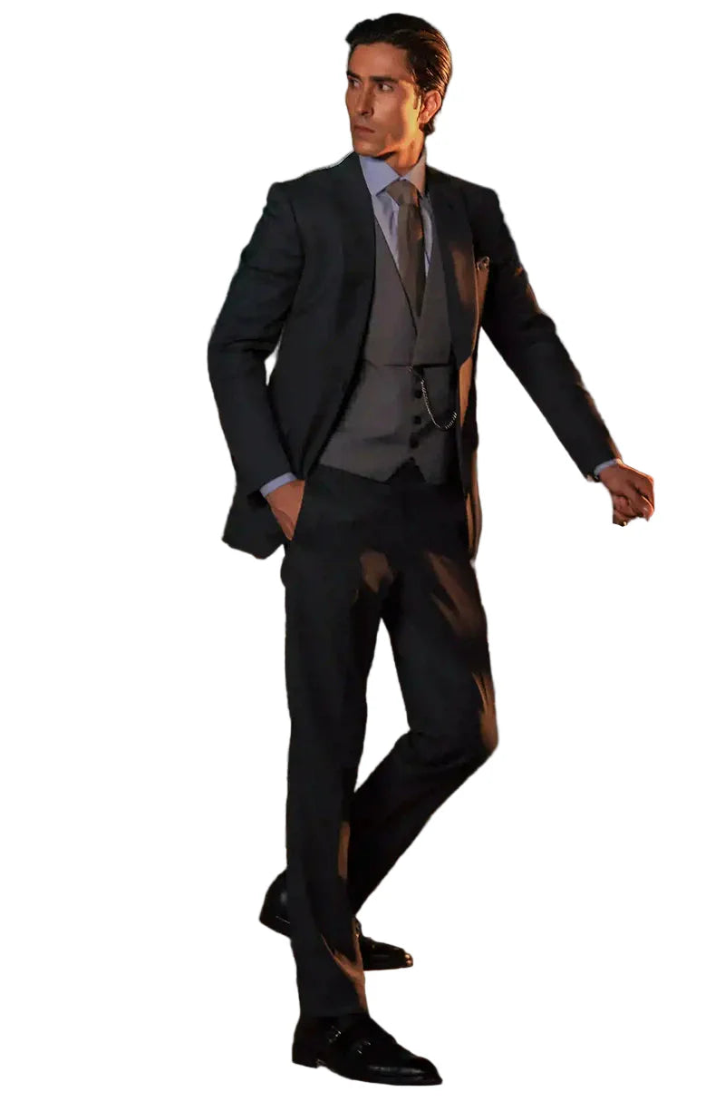Elegro Three Piece Suit