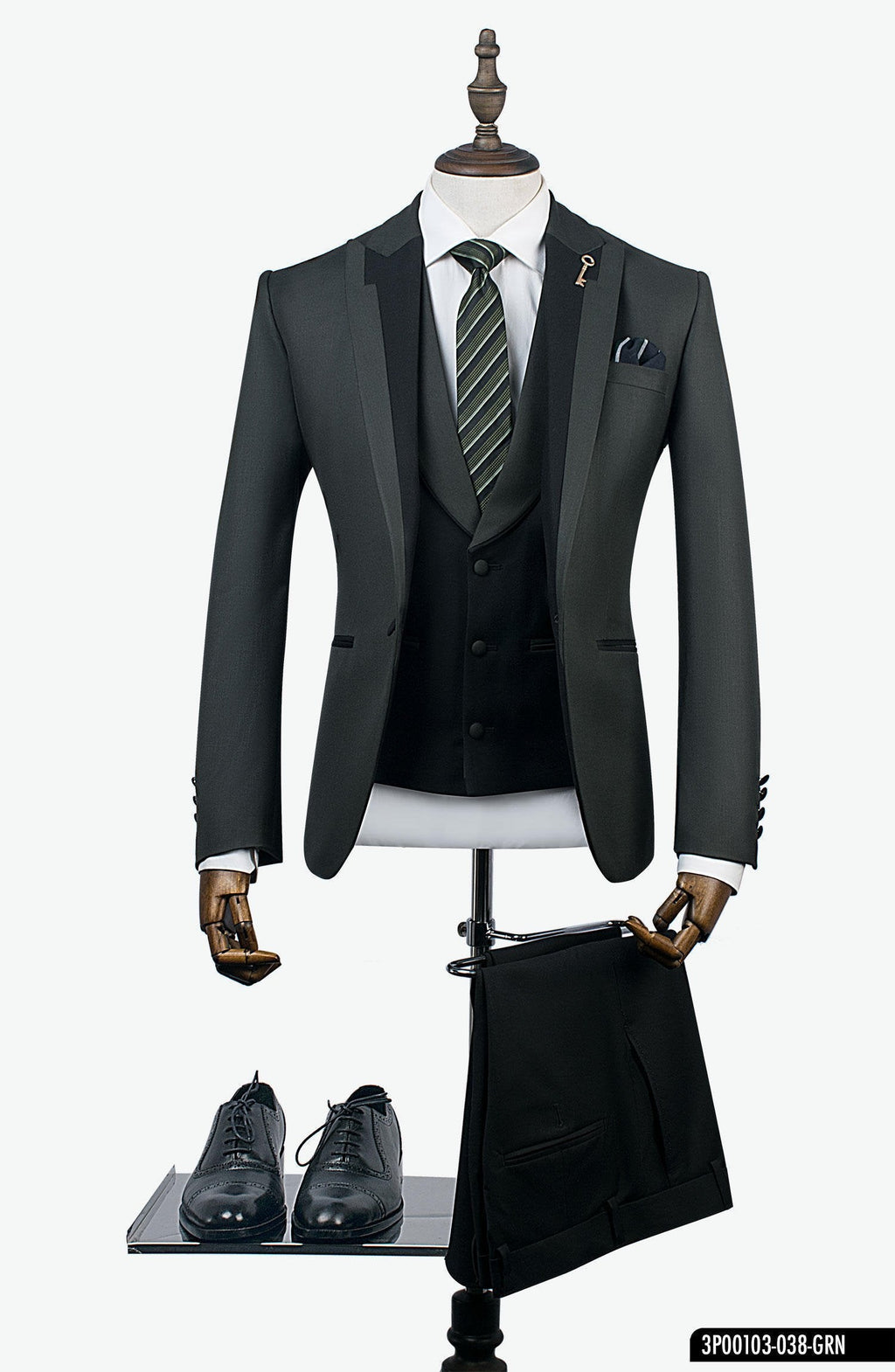 Raffaele Three Piece Suit